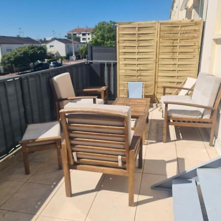Duplex Familial Proche Gare Et Hyper Centre Ville Villepreux Exterior photo